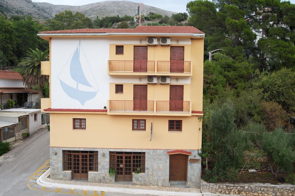 Moustakis Hotel Agia Efimia Chambre photo