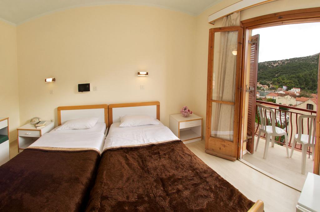 Moustakis Hotel Agia Efimia Chambre photo