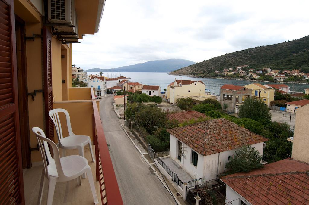 Moustakis Hotel Agia Efimia Extérieur photo