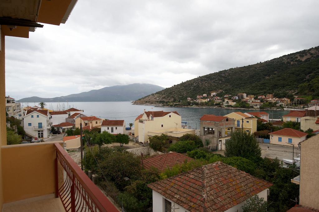 Moustakis Hotel Agia Efimia Extérieur photo